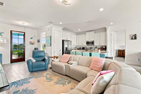 4662 SW Yacolt Drive, Port St. Lucie FL - photo 9 of 47