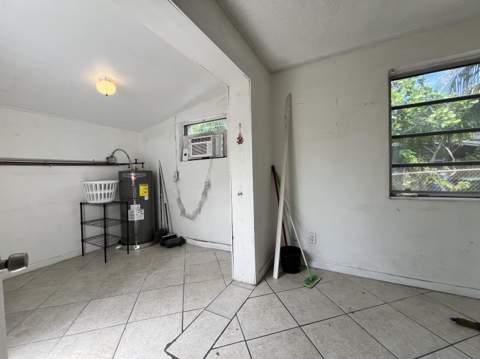5671 NE 8TH Avenue, Oakland Park FL - photo 22 of 29