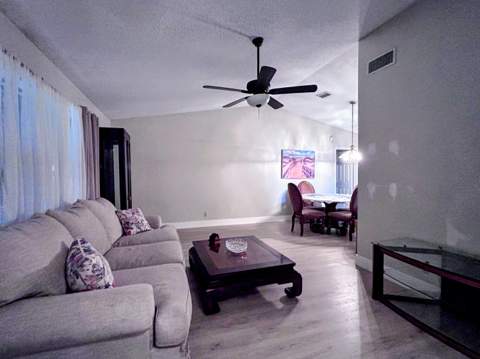 569 Dollarspot Court, Wellington FL - photo 9 of 65
