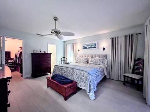 569 Dollarspot Court, Wellington FL - photo 13 of 65