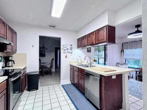 569 Dollarspot Court, Wellington FL - photo 24 of 65