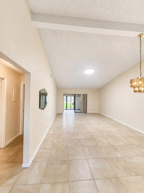 611 Sea Pine Way #A, Greenacres FL - photo 10 of 34