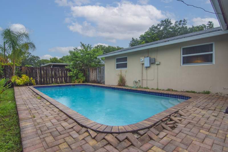 3 bedroom Single Family Residence at 8860 SW 49th Street, Cooper Colony Estates Sec 2, Cooper City — photo 3