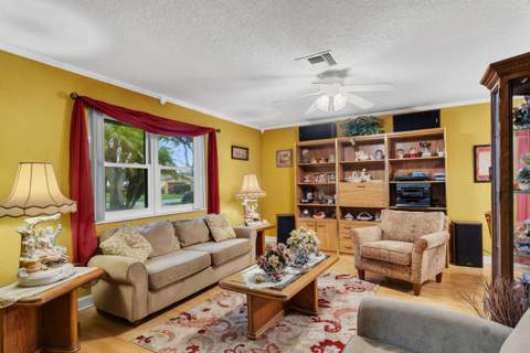 8860 SW 49th Street, Cooper City FL - photo 8 of 34