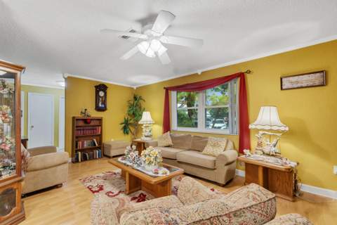 8860 SW 49th Street, Cooper City FL - photo 10 of 34