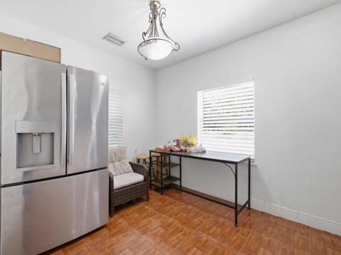 801 Hampton Road, West Palm Beach FL - photo 7 of 28