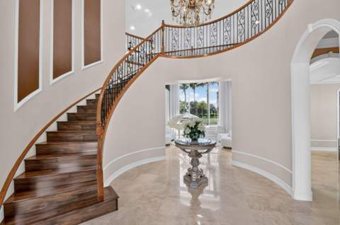 718 Edgebrook Lane, West Palm Beach FL - photo 7 of 107