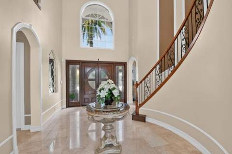 718 Edgebrook Lane, West Palm Beach FL - photo 8 of 107