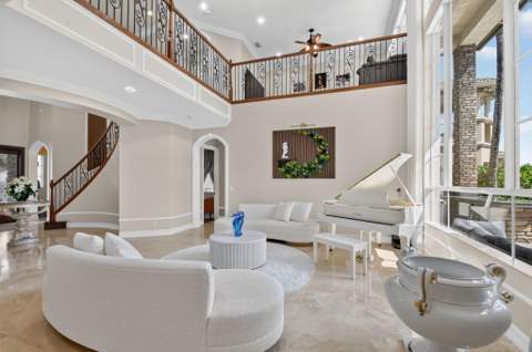 718 Edgebrook Lane, West Palm Beach FL - photo 12 of 107
