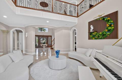 718 Edgebrook Lane, West Palm Beach FL - photo 14 of 107