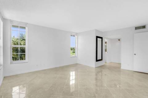 2651 S Palm Aire Drive #410, Pompano Beach FL - photo 16 of 43