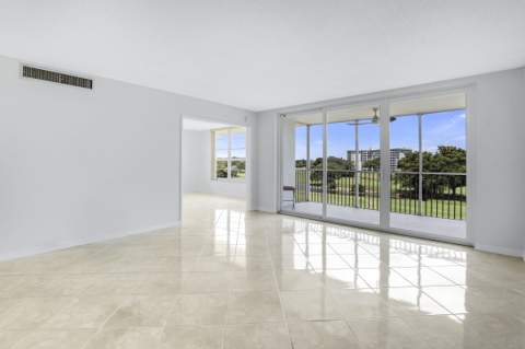 2651 S Palm Aire Drive #410, Pompano Beach FL - photo 15 of 43