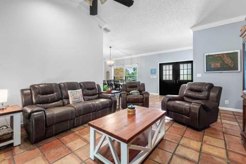 18429 Sycamore Drive, Loxahatchee FL - photo 8 of 54