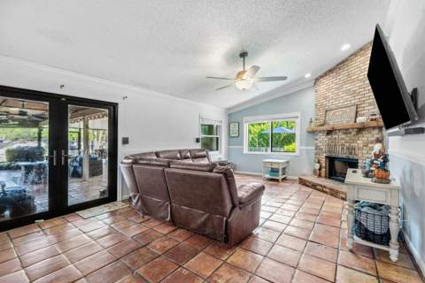 18429 Sycamore Drive, Loxahatchee FL - photo 23 of 54