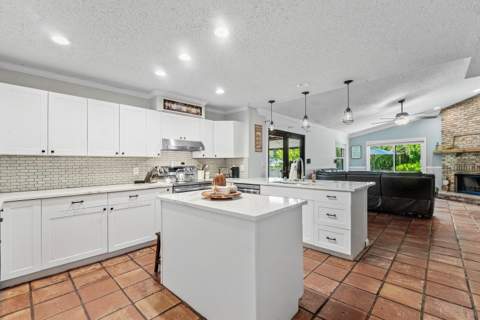 18429 Sycamore Drive, Loxahatchee FL - photo 18 of 54