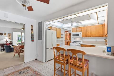 907 Bond Way, Delray Beach FL - photo 6 of 39