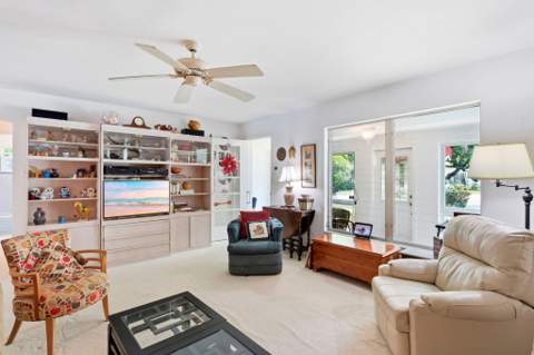907 Bond Way, Delray Beach FL - photo 11 of 39