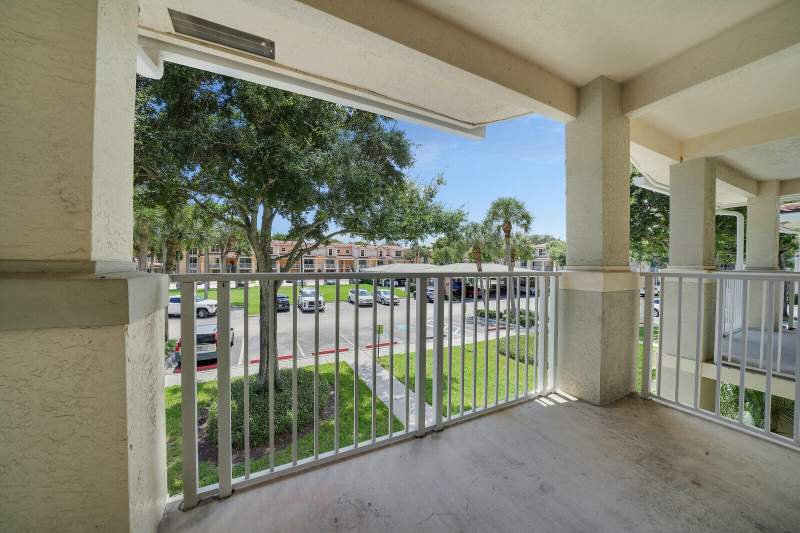 2 bedroom Condominium at 1054 University Boulevard #21, Village At Abacoa Condo, Jupiter — photo 4