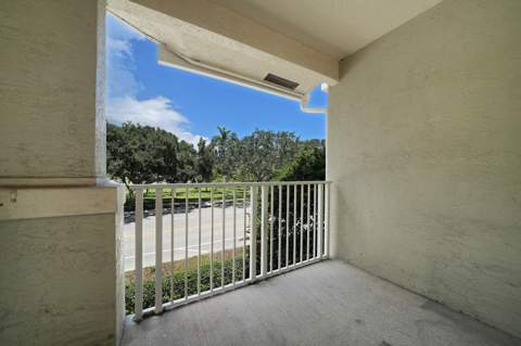 1054 University Boulevard #21, Jupiter FL - photo 6 of 26