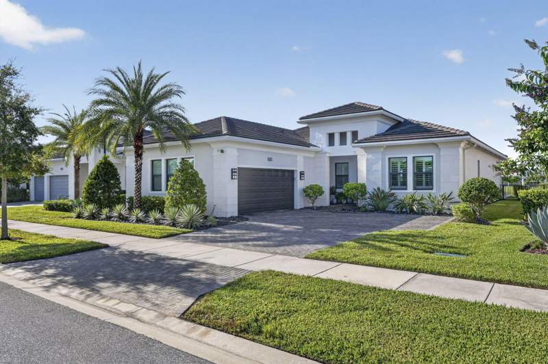 3 bedroom Single Family Residence at 15730 Longboat Key Drive, Cresswind Palm Beach, Westlake — photo 4
