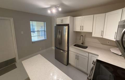 5174 NE 6th Avenue #507, Oakland Park FL - photo 10 of 21