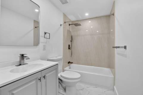 182 SW 6 Street, Deerfield Beach FL - photo 21 of 38