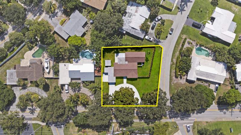 3 bedroom Single Family Residence at 4000 NE 22nd Avenue, Venetian Isles 2nd Sec, Lighthouse Point — photo 2