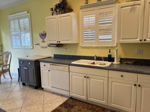 438 Sunview Way, Port St. Lucie FL - photo 9 of 11