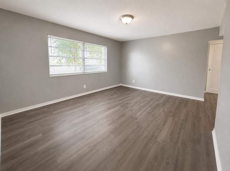 1 bedroom Condominium at 2031 Dewey Street #101, Admiral Condo Apartments Inc, Hollywood — photo 5