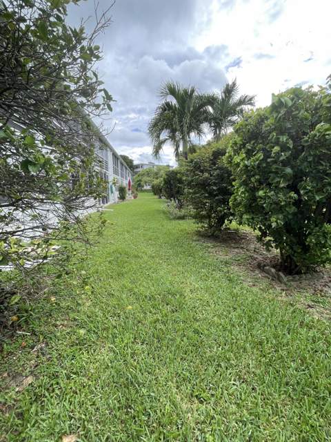 24 Oakridge C #24, Deerfield Beach FL - photo 18 of 67
