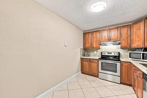 380 E Laurel Drive #5D, Margate FL - photo 11 of 43