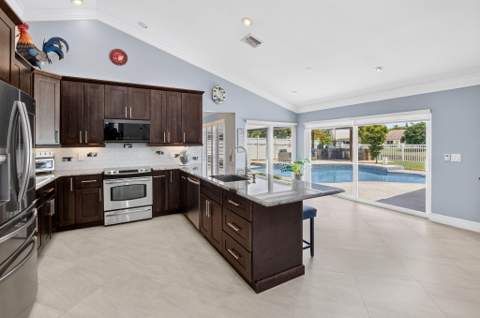 9696 Majestic Way, Boynton Beach FL - photo 18 of 68