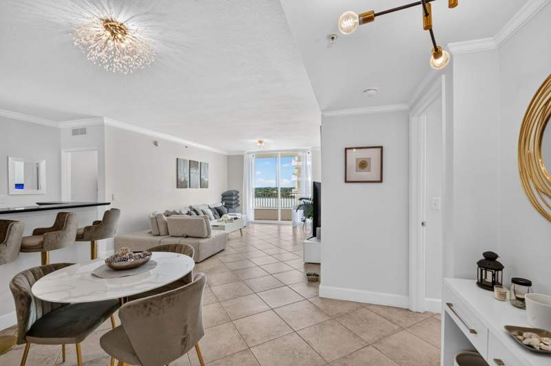 2 bedroom Condominium at 625 Casa Loma Boulevard #1009, Marina Village At Boynton Beach Condo, Boynton Beach — photo 3