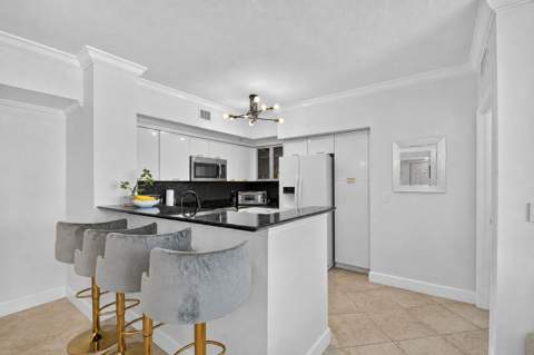 625 Casa Loma Boulevard #1009, Boynton Beach FL - photo 6 of 52