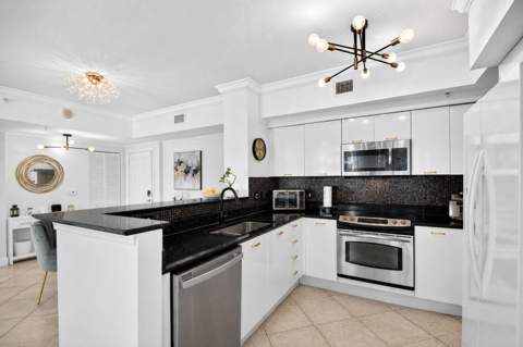 625 Casa Loma Boulevard #1009, Boynton Beach FL - photo 9 of 52