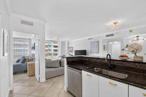 625 Casa Loma Boulevard #1009, Boynton Beach FL - photo 11 of 52
