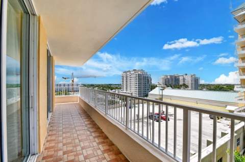 625 Casa Loma Boulevard #1009, Boynton Beach FL - photo 18 of 52