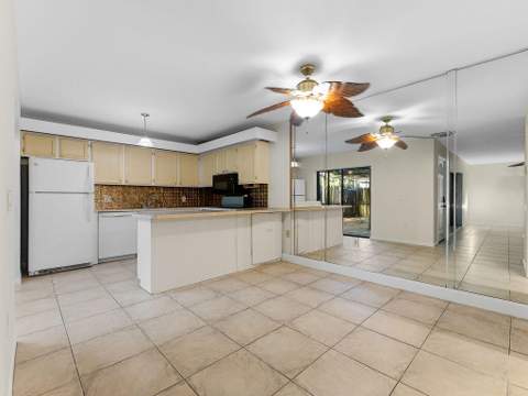 6431 SE Windsong Lane #117, Stuart FL - photo 18 of 24