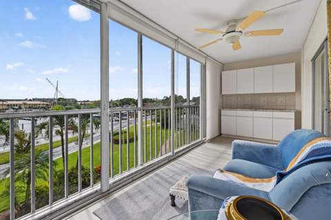 907 Marina Drive #Unit 306, North Palm Beach FL - photo 17 of 32