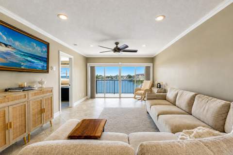326 Northlake Drive #201, North Palm Beach FL - photo 11 of 28