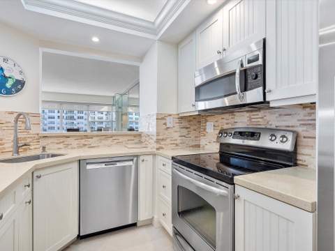 4010 Galt Ocean Drive #1110, Fort Lauderdale FL - photo 13 of 40