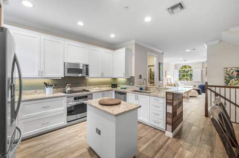 813 Estancia Way, Boynton Beach FL - photo 9 of 34