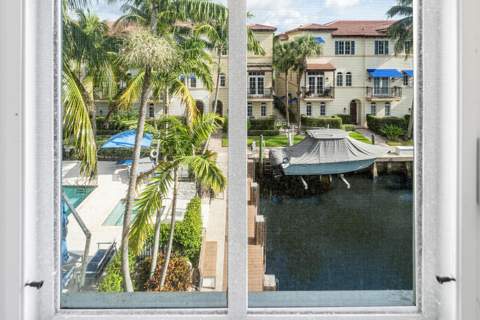 813 Estancia Way, Boynton Beach FL - photo 18 of 34