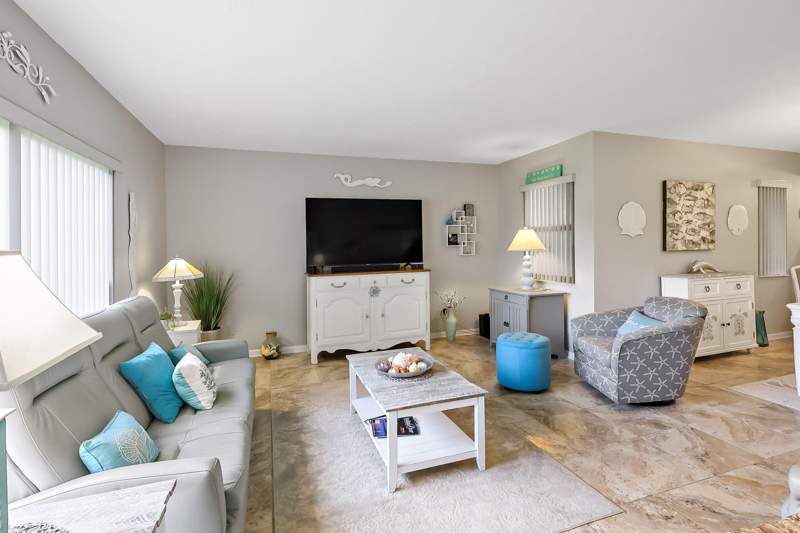 2 bedroom Condominium at 3209 S Lakeview Circle #8105, The Sands Section 1 Condominium, Hutchinson Island — photo 5