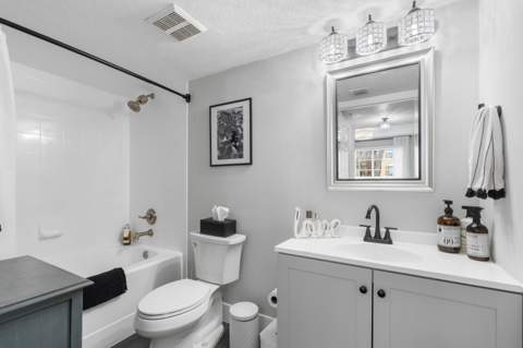 4041 San Marino Boulevard #202, West Palm Beach FL - photo 13 of 34