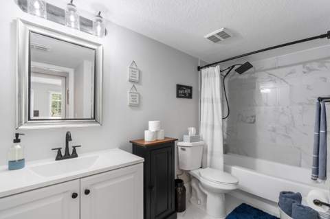 4041 San Marino Boulevard #202, West Palm Beach FL - photo 16 of 34