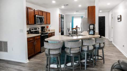 1921 SE Joyner Circle, Port St. Lucie FL - photo 7 of 22