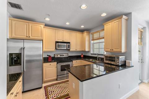 2558 Gardens Parkway, Palm Beach Gardens FL - photo 11 of 26