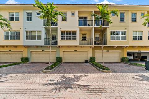 2558 Gardens Parkway, Palm Beach Gardens FL - photo 22 of 26