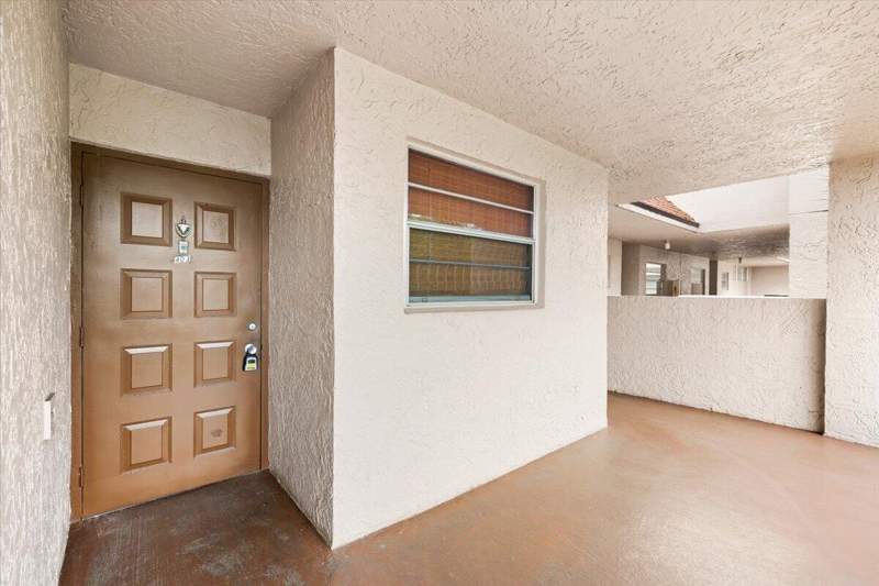 3 bedroom Condominium at 1831 Sabal Palm Drive #403, Condo 2 Of Sabal Palm Condos, Davie — photo 4